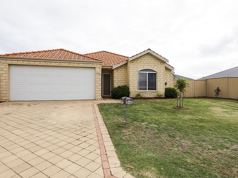 4 Madrid Terrace, Hocking WA 6065