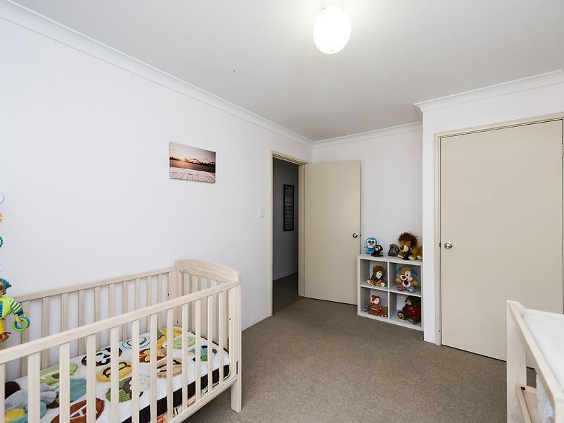 4 Madrid Terrace, Hocking WA 6065