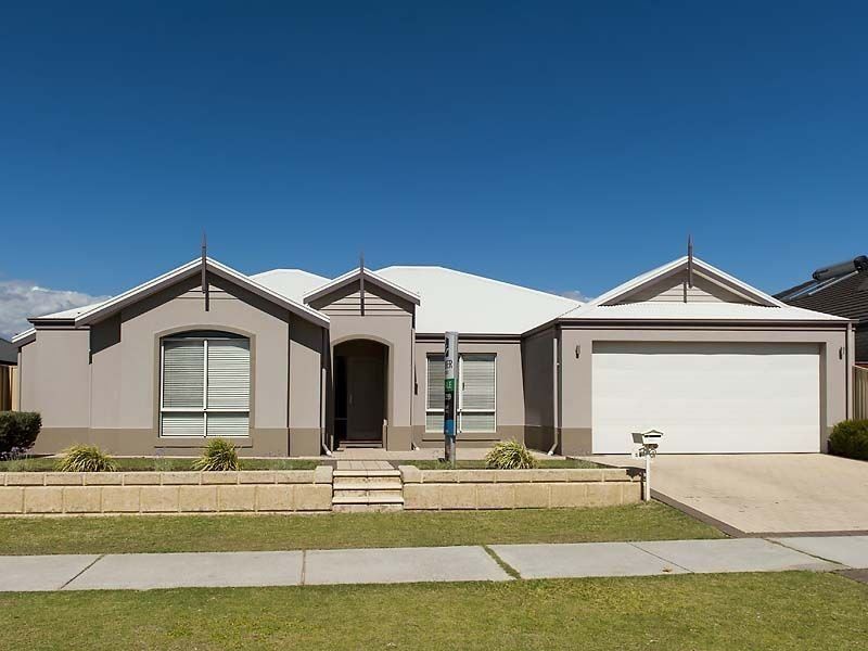 54 Sacramento Parade, Hocking WA 6065