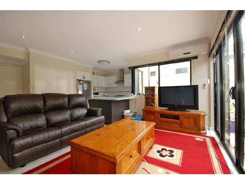 147 Wilmington Crescent, Balga WA 6061