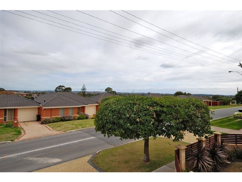 147 Wilmington Crescent, Balga WA 6061