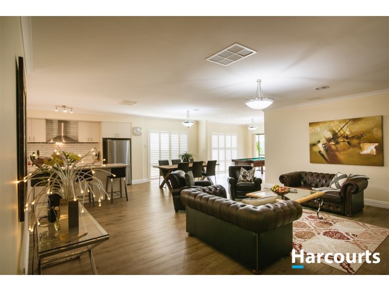 2 Dunedin Chase, Hocking WA 6065