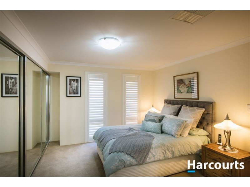 2 Dunedin Chase, Hocking WA 6065