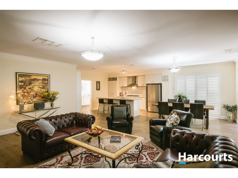 2 Dunedin Chase, Hocking WA 6065