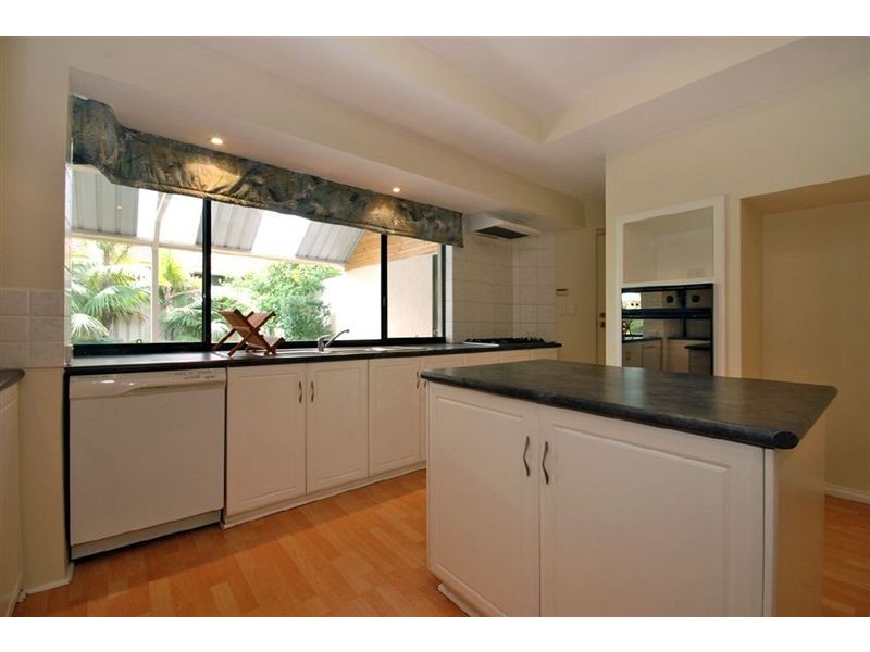 5 Keatons Lane, Iluka WA 6028