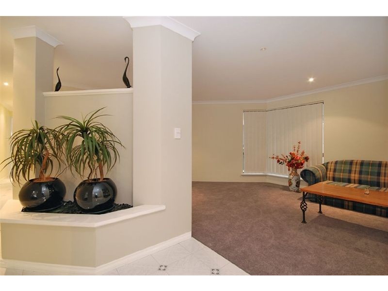 5 Keatons Lane, Iluka WA 6028