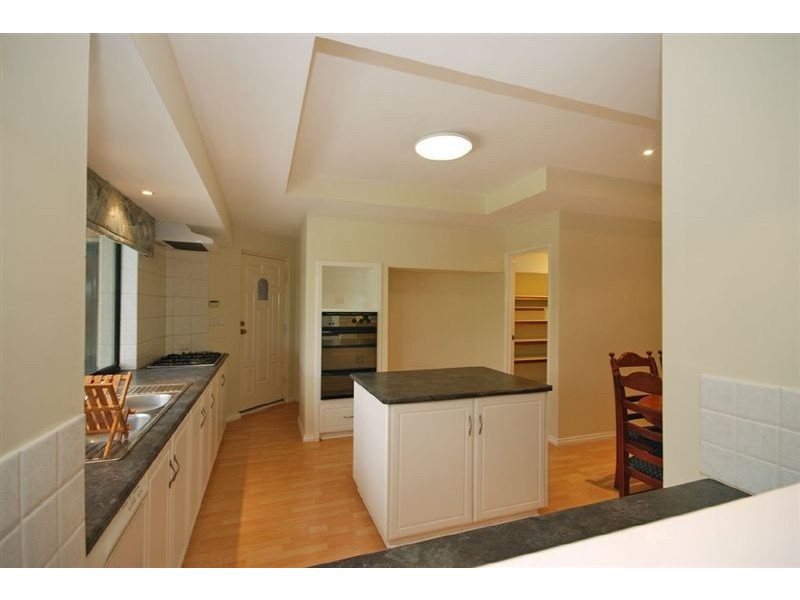 5 Keatons Lane, Iluka WA 6028