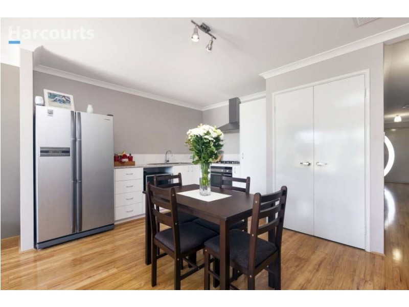 10 Biterax Elbow, Banksia Grove WA 6031