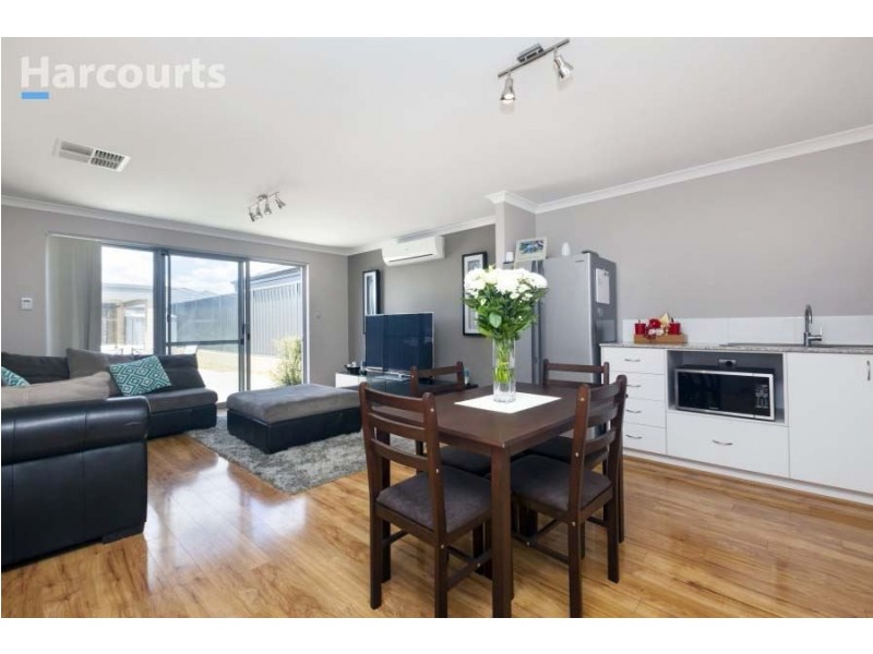 10 Biterax Elbow, Banksia Grove WA 6031