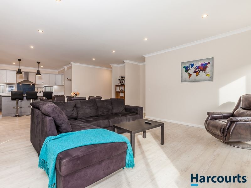 43 Pollen Turn, Banksia Grove WA 6031