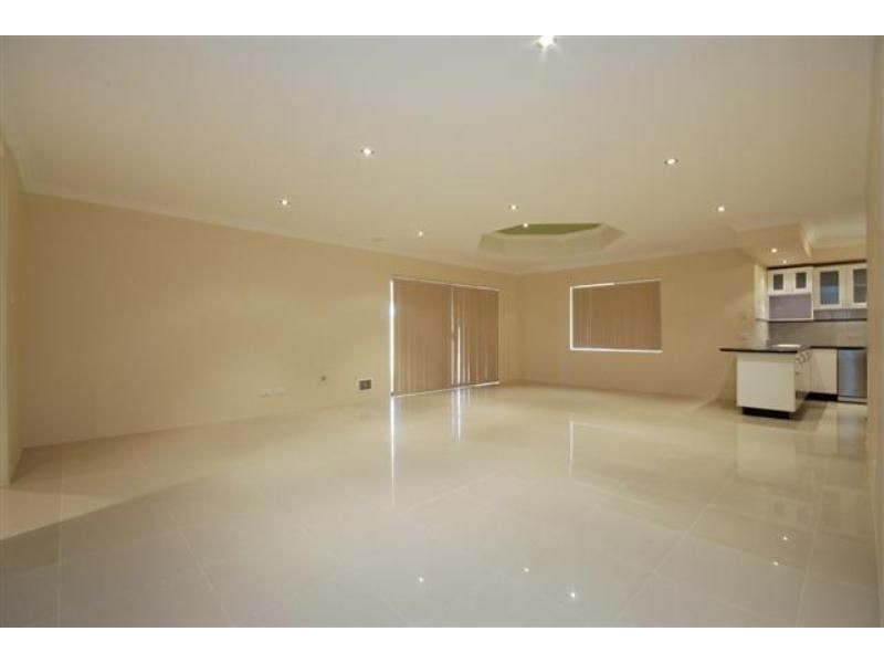 15 Clontarf Way, Butler WA 6036