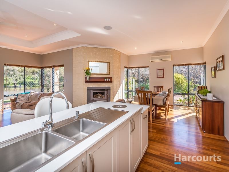 62 Shady Hills View, Bullsbrook WA 6084