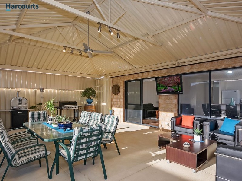 10 Francina View, Sinagra WA 6065