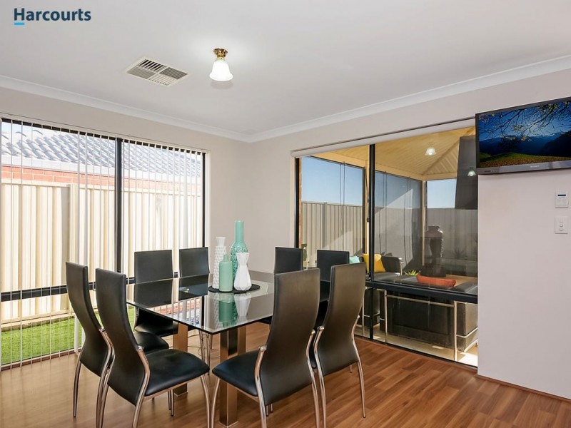 10 Francina View, Sinagra WA 6065