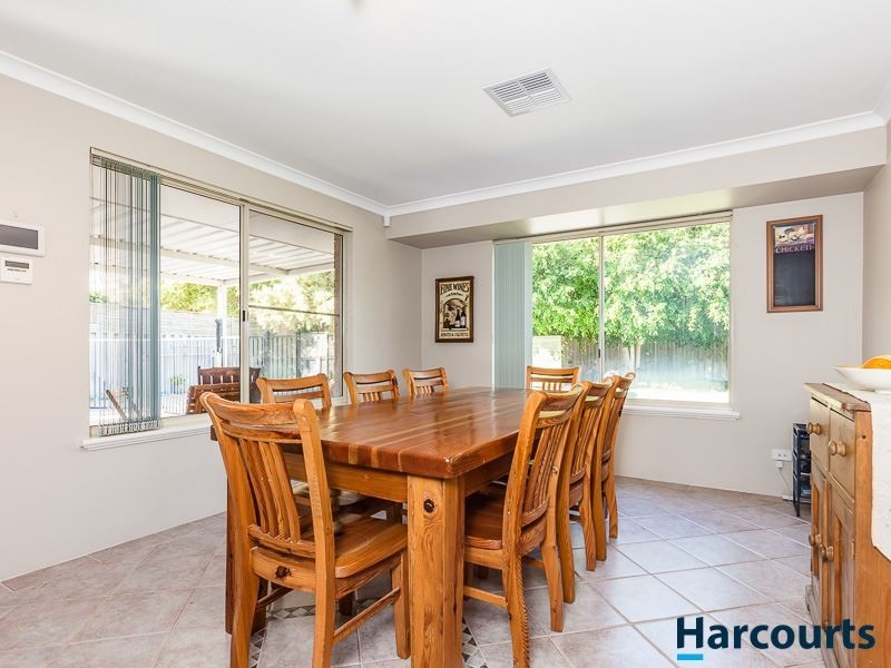 17 Vilamour Close, Currambine WA 6028