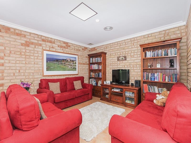 10 Kazan Close, Joondalup WA 6027