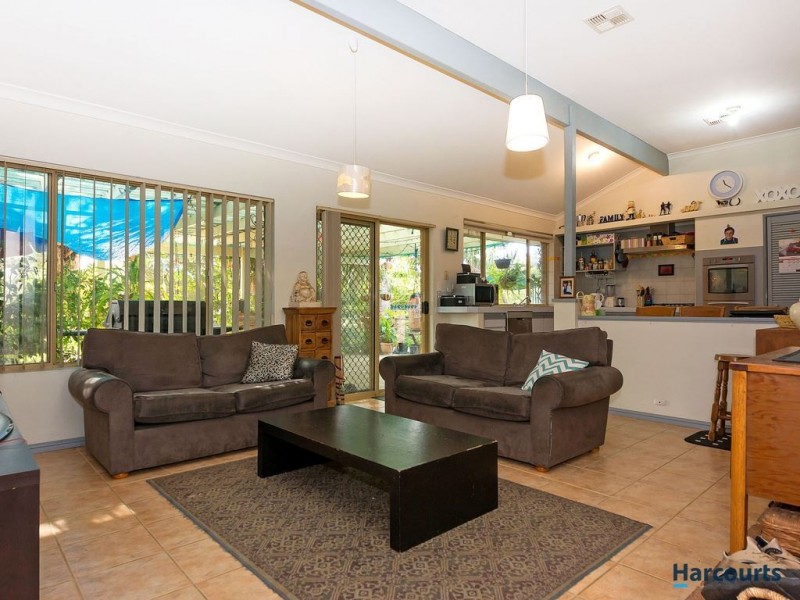 10 Dillon Glade, Joondalup WA 6027