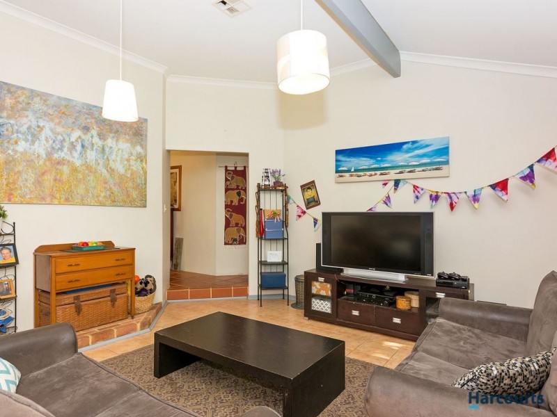 10 Dillon Glade, Joondalup WA 6027
