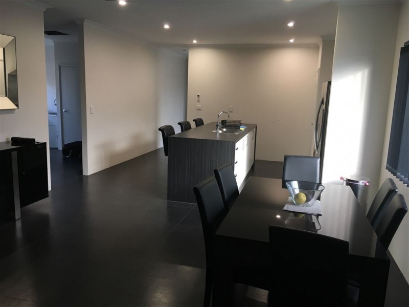 6 Edgari Street, Jindalee WA 6036