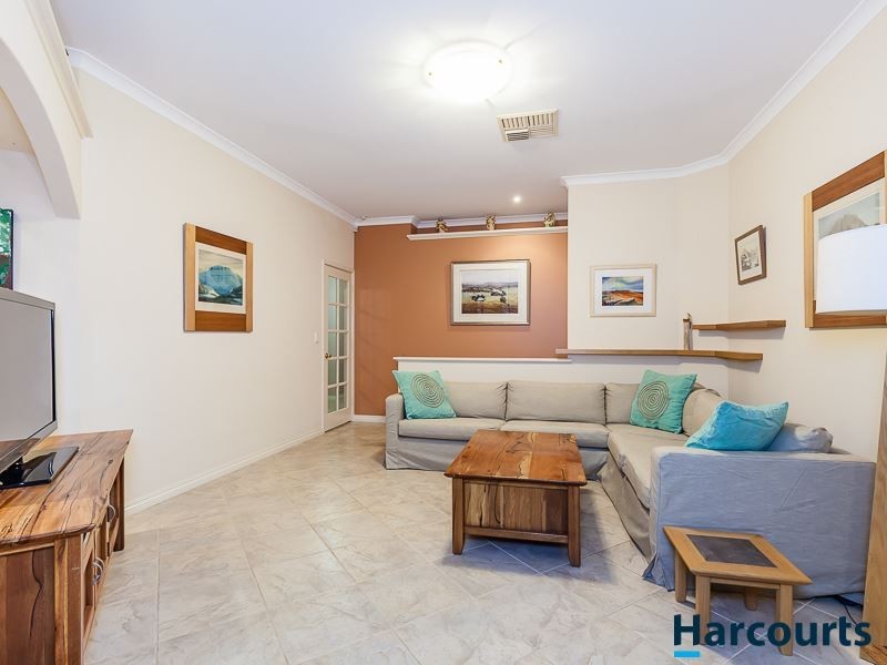 9 Carlton Turn, Currambine WA 6028