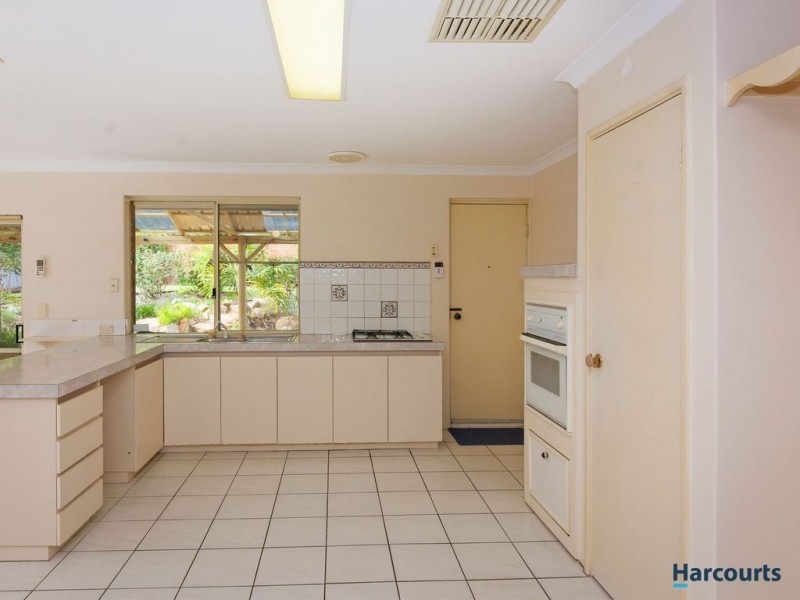 2 Kirkdale Turn, Kinross WA 6028