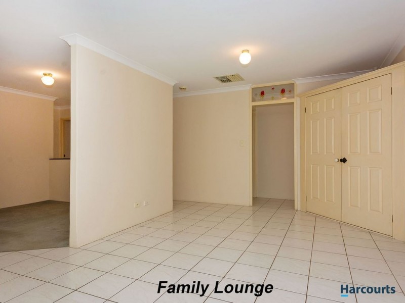 2 Kirkdale Turn, Kinross WA 6028