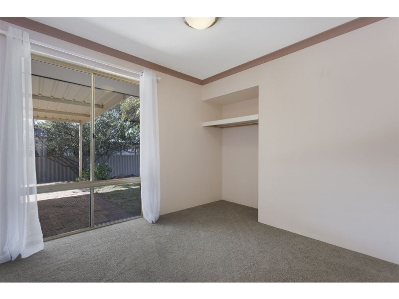 16 Mousehole Crescent, Yanchep WA 6035