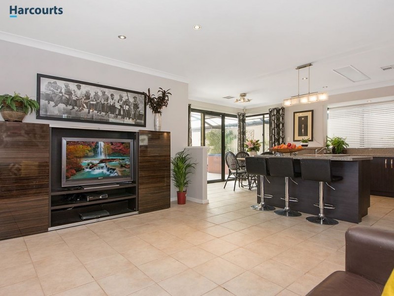 33 Transom Way, Ocean Reef WA 6027