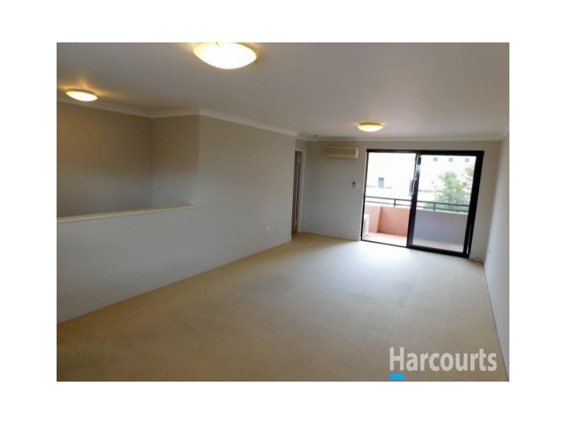 1/176 Lakeside Drive, Joondalup WA 6027