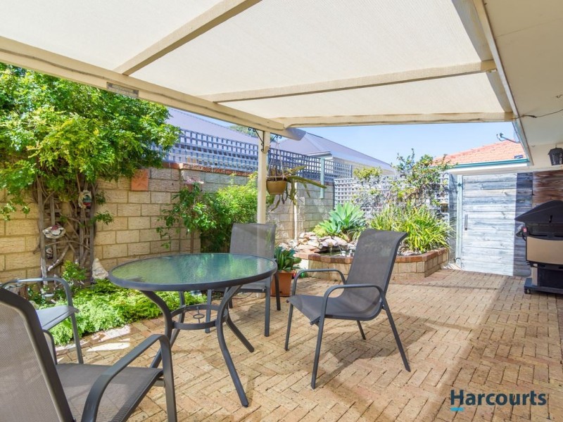 5 Fowey Loop, Mindarie WA 6030