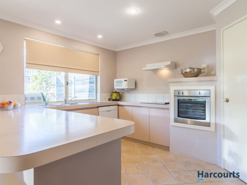 5 Fowey Loop, Mindarie WA 6030