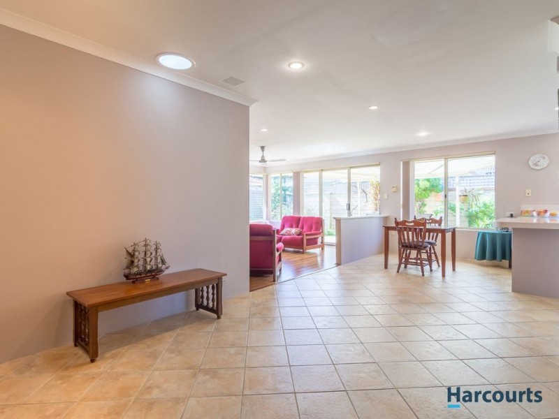 5 Fowey Loop, Mindarie WA 6030