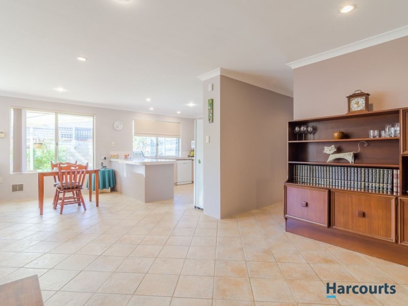 5 Fowey Loop, Mindarie WA 6030