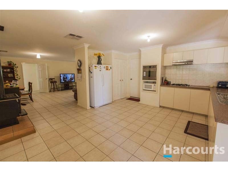 194 Archibald Street, Muchea WA 6501