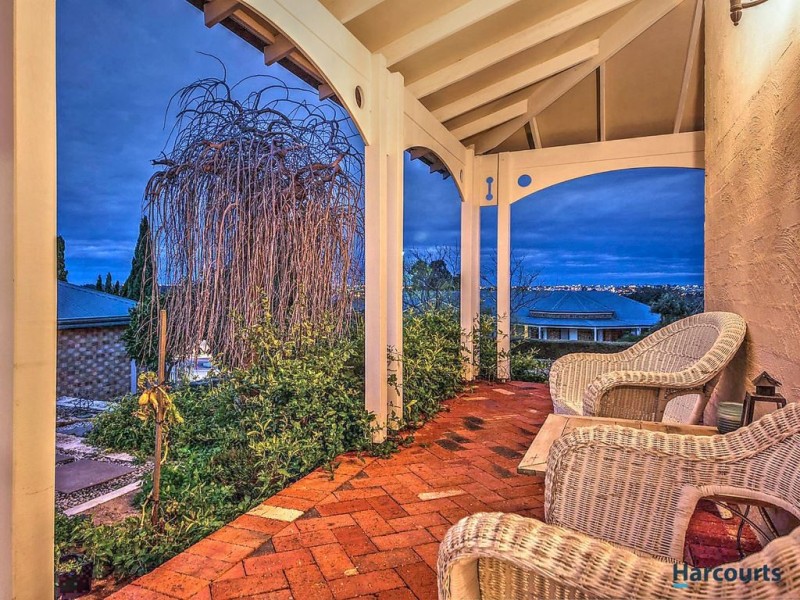 54 Windermere Circle, Joondalup WA 6027