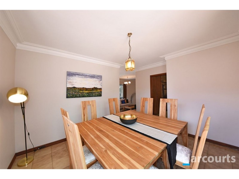 14 Woodland Loop, Edgewater WA 6027