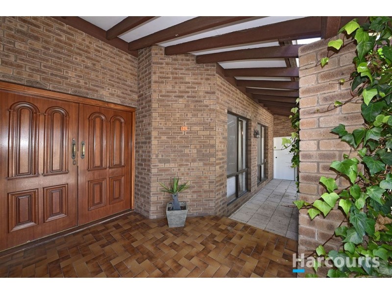 14 Woodland Loop, Edgewater WA 6027