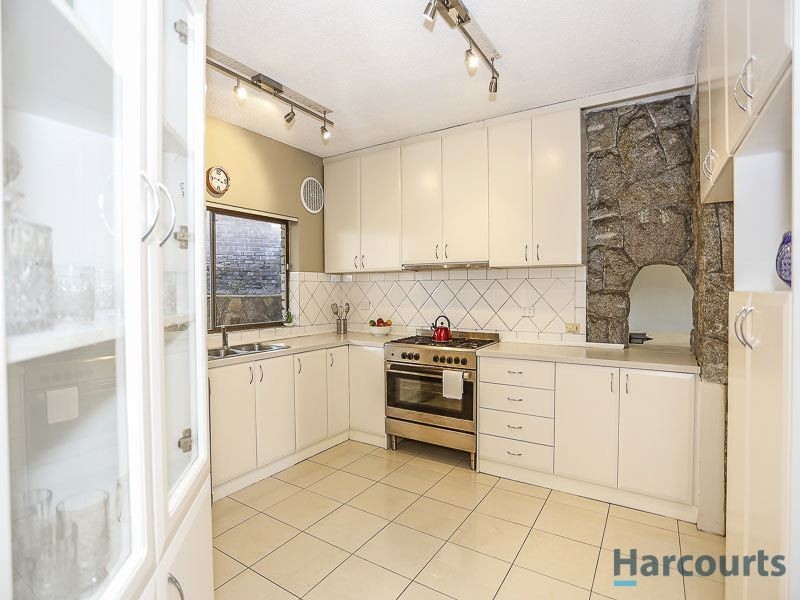 39 Elmhurst Way, Greenwood WA 6024