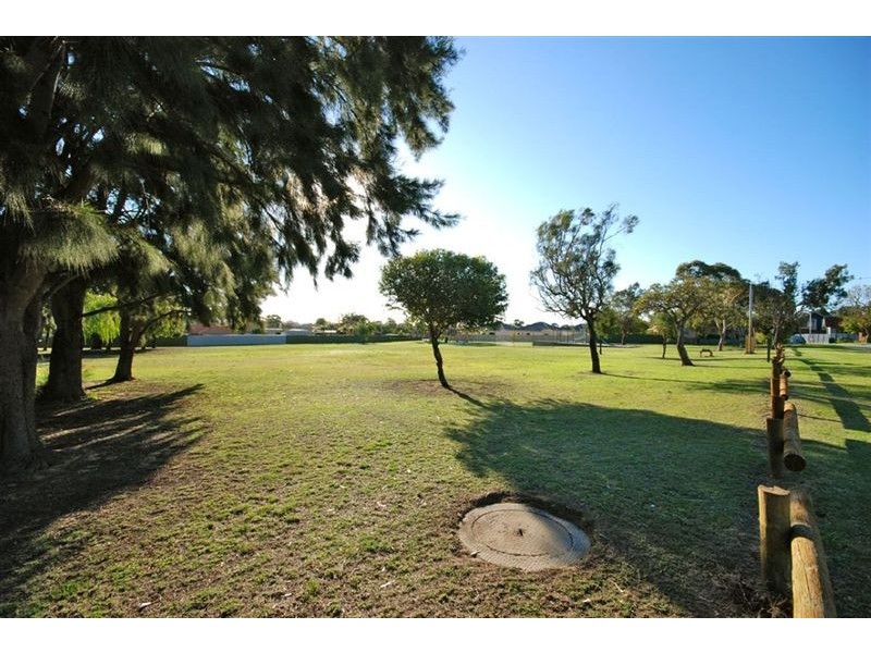 1/21 Narrung Way, Nollamara WA 6061