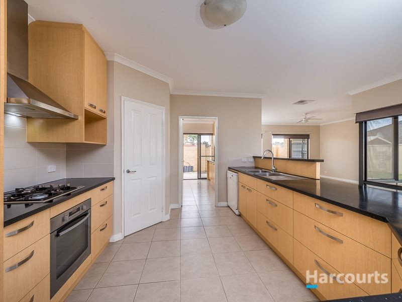 38 Alvarez Parkway, Tapping WA 6065