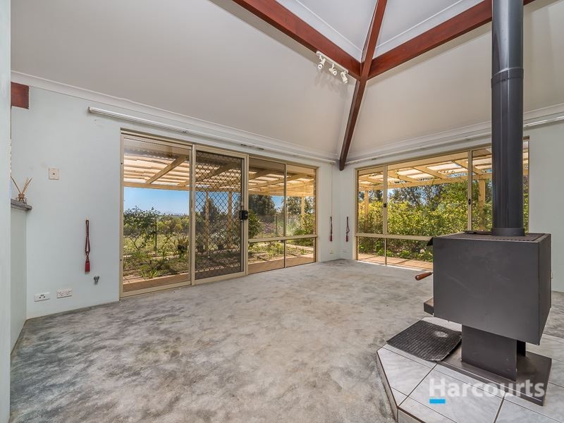 85 Hereford Way, Lower Chittering WA 6084