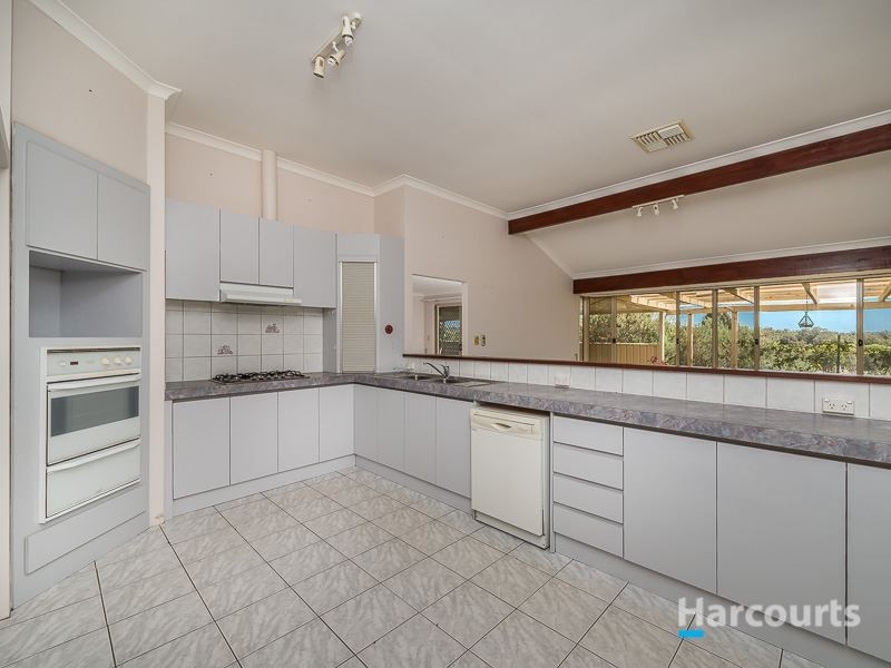 85 Hereford Way, Lower Chittering WA 6084
