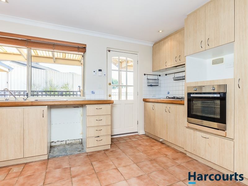 5 Bergalia Mews, Currambine WA 6028
