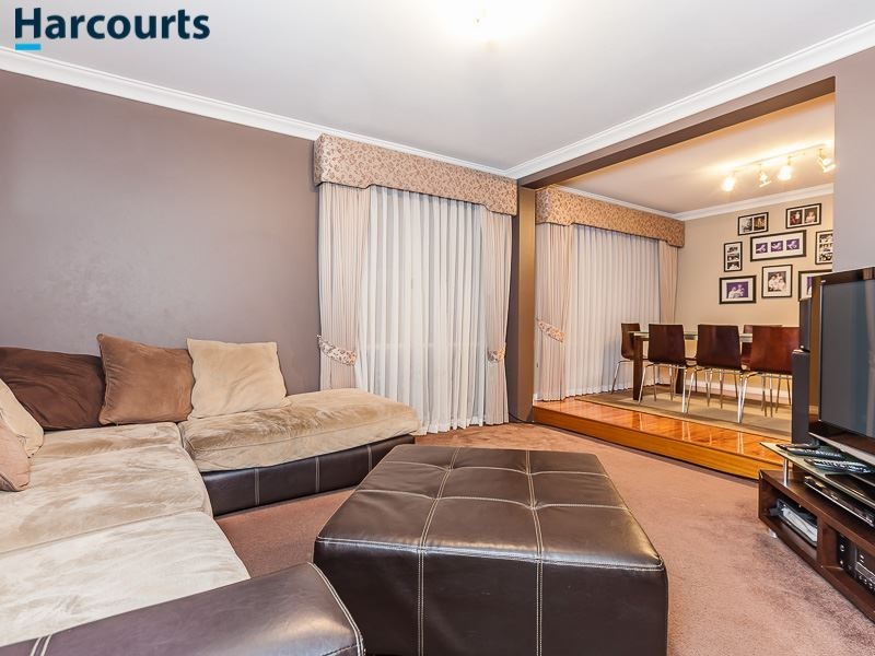 39 Canterbury Circle, Currambine WA 6028