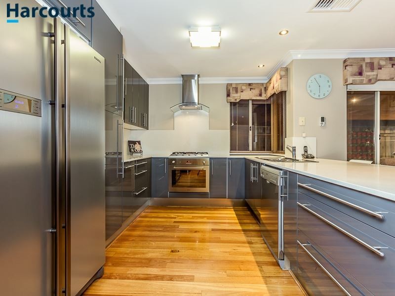 39 Canterbury Circle, Currambine WA 6028