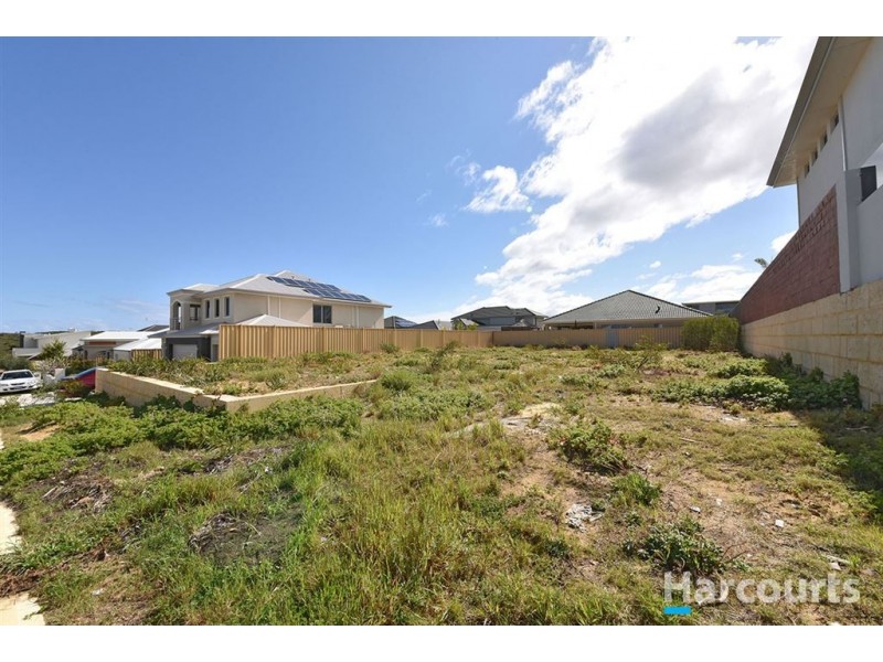 18 Fernando Parkway, Iluka WA 6028