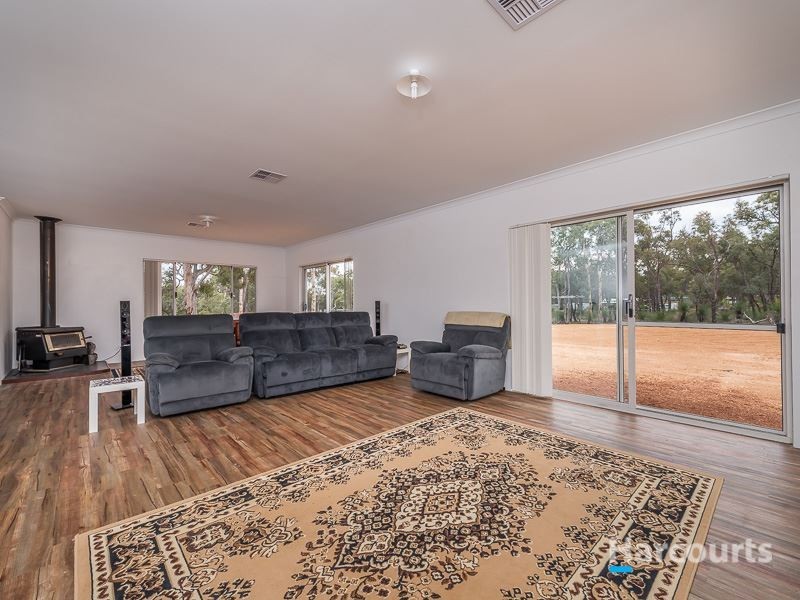 75 Holstein Loop, Lower Chittering WA 6084