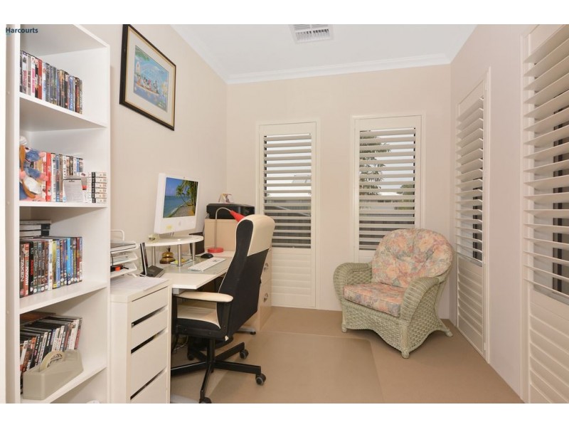 36 Parkland Drive, Yanchep WA 6035