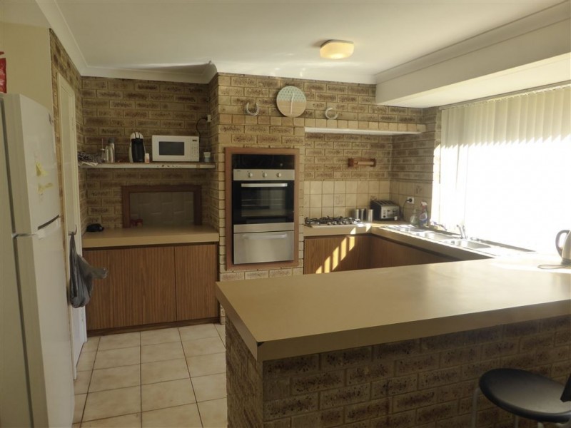 70 Bailey Road, Carabooda WA 6033