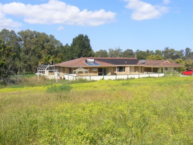70 Bailey Road, Carabooda WA 6033
